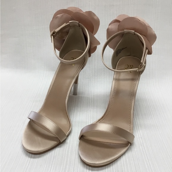 NEW NY&C New Heels - Picture 5 of 9